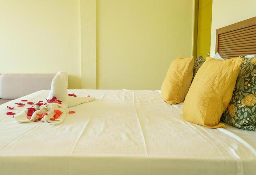 اتاق لوکس با تخت بزرگ, La Casona Mc