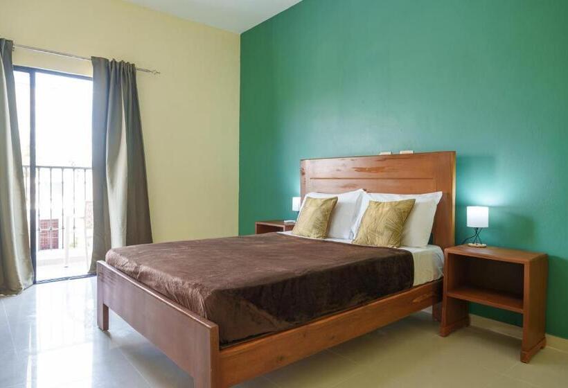 اتاق لوکس خانوادگی, La Casona Mc