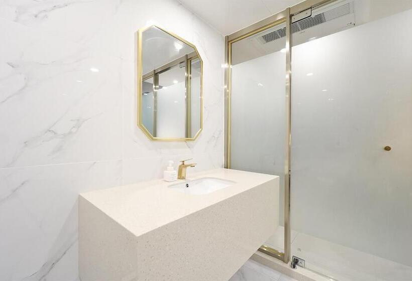 标准间带漩涡浴缸, Palace Gyeongju