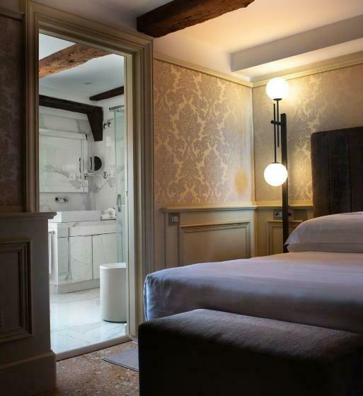 اتاق سوپریور, Eight Venezia