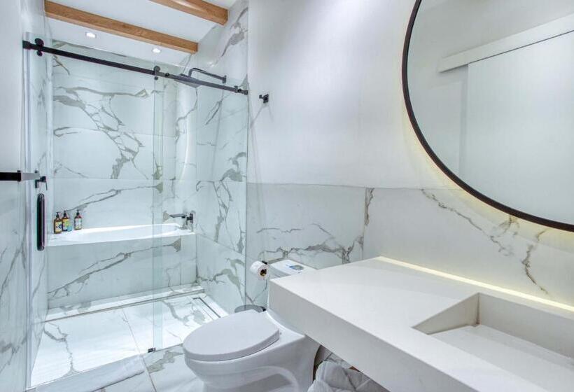 디럭스 룸, Wanderlot   Hotel Plaza Central