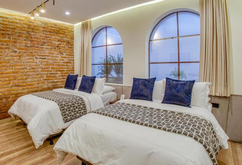 패밀리 룸, Wanderlot   Hotel Plaza Central