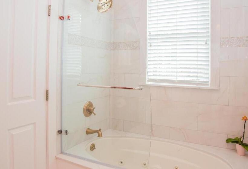 Номер Deluxe, Almondy Inn Bed & Breakfast