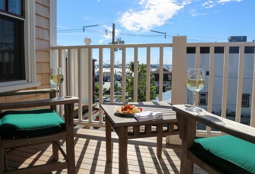 Люкс 2 Спальни, Almondy Inn Bed & Breakfast