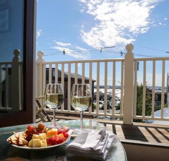 침실 2개 스위트, Almondy Inn Bed & Breakfast