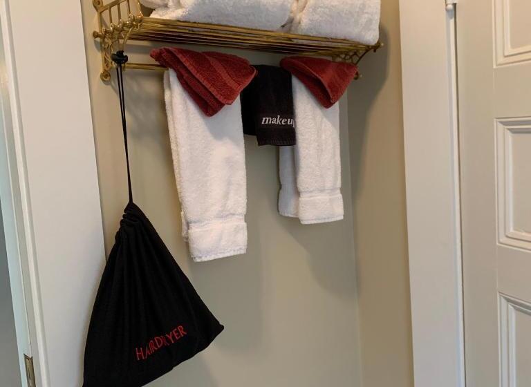 Номер Deluxe, Almondy Inn Bed & Breakfast