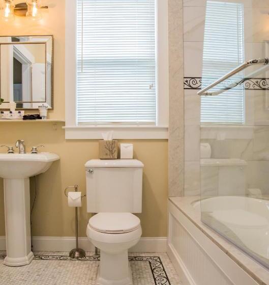 Номер Deluxe, Almondy Inn Bed & Breakfast