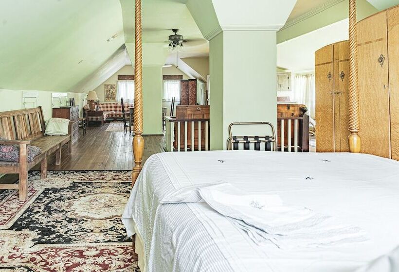 غرفة قياسية, Black Mountain Inn