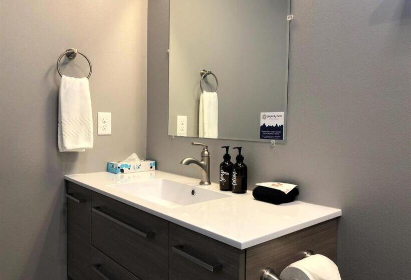 キングサイズベッドのスーペリアルーム, Blue Elk Inn