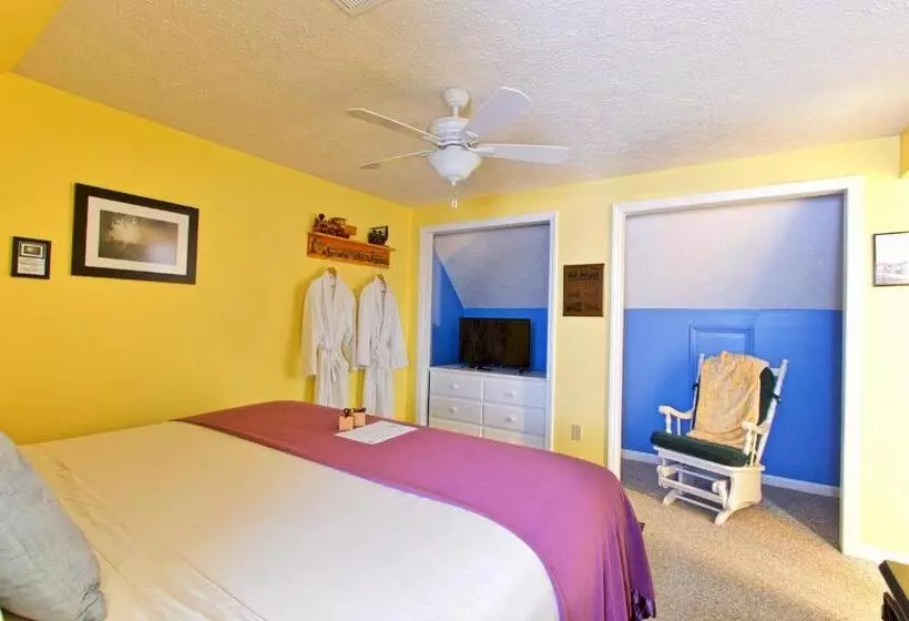 キングサイズベッドのスタンダードルーム, Blacksburg Bed & Breakfast