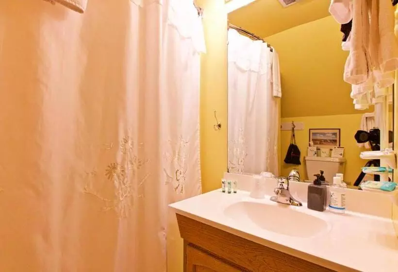 キングサイズベッドのスタンダードルーム, Blacksburg Bed & Breakfast
