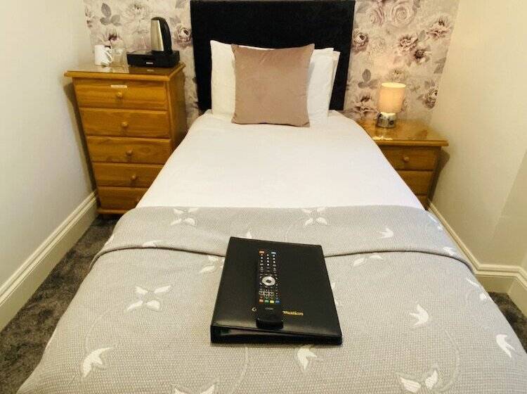 חדר סטנדרט יחיד, Coastal Waters