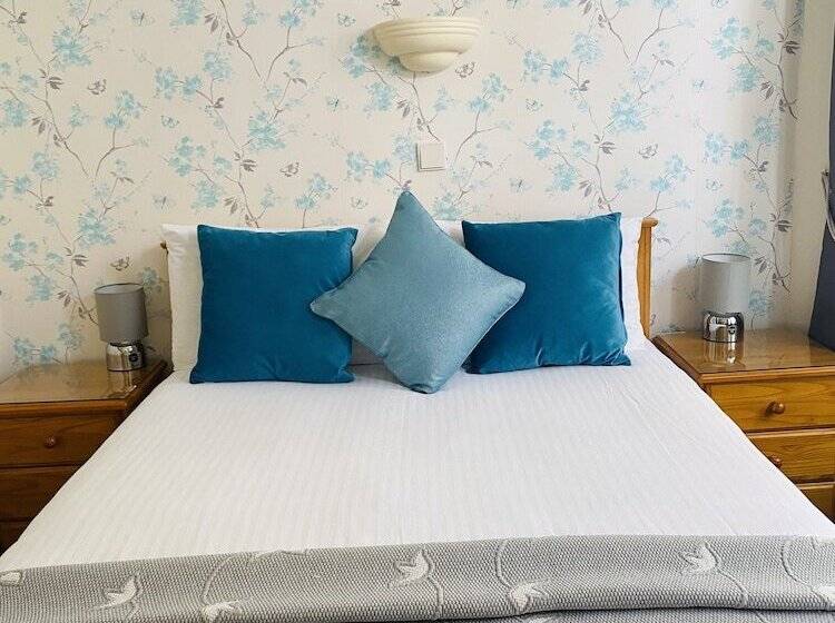 חדר סטנדרט, Coastal Waters