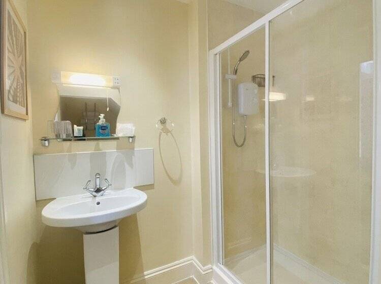 חדר סופריור, Coastal Waters