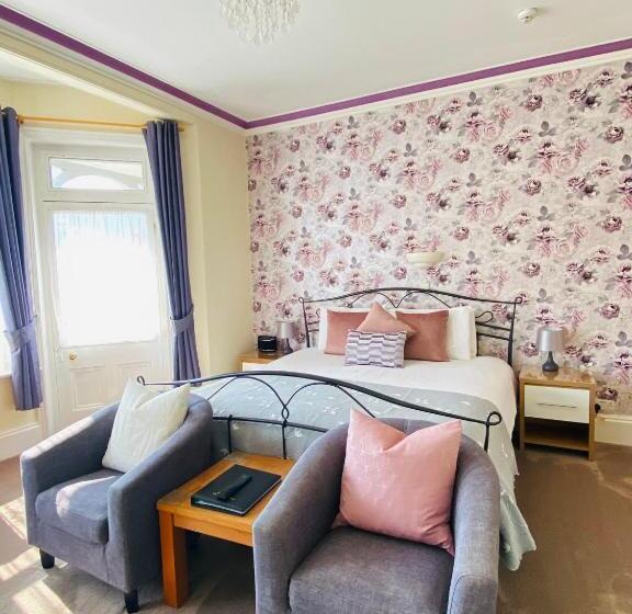 חדר סטנדרט, Coastal Waters