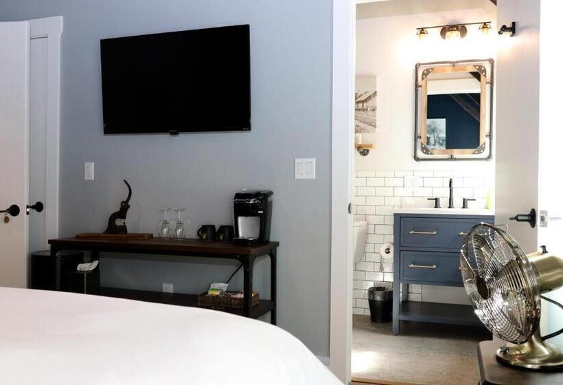 غرفة قياسية, Old Mill Inn