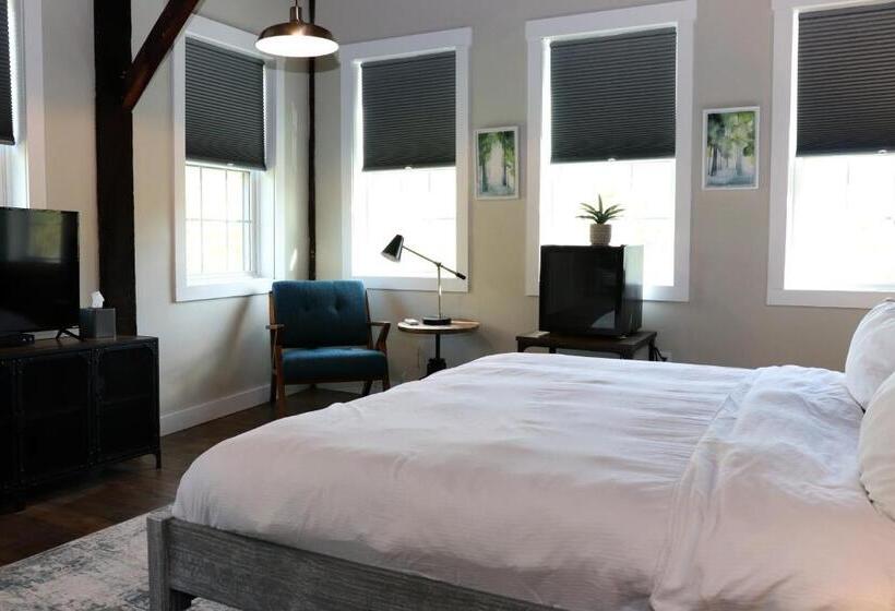 غرفة ديلوكس سرير كينج, Old Mill Inn