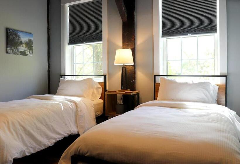 غرفة قياسية, Old Mill Inn