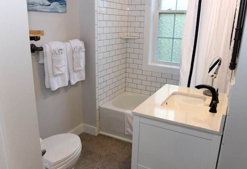 غرفة قياسية, Old Mill Inn