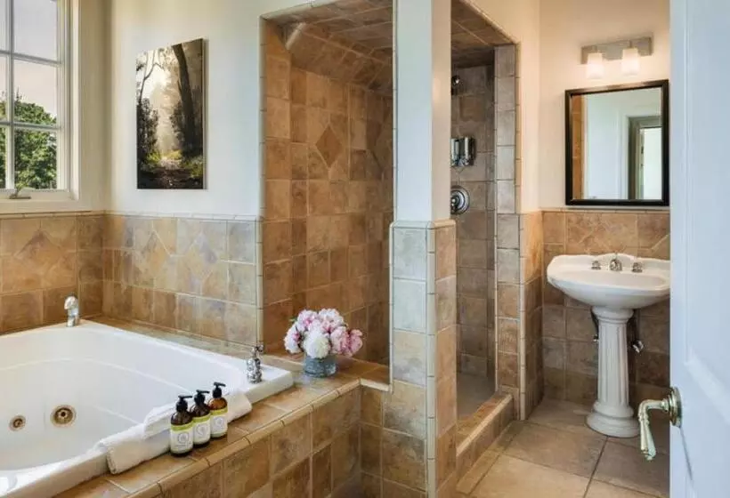 Sviitti Poreallas, Seal Cove Inn