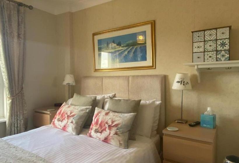 غرفة قياسية, St John's Guest House