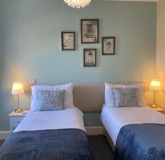 جناح عائلي, St John's Guest House