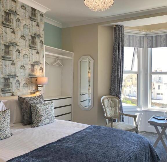 جناح عائلي, St John's Guest House