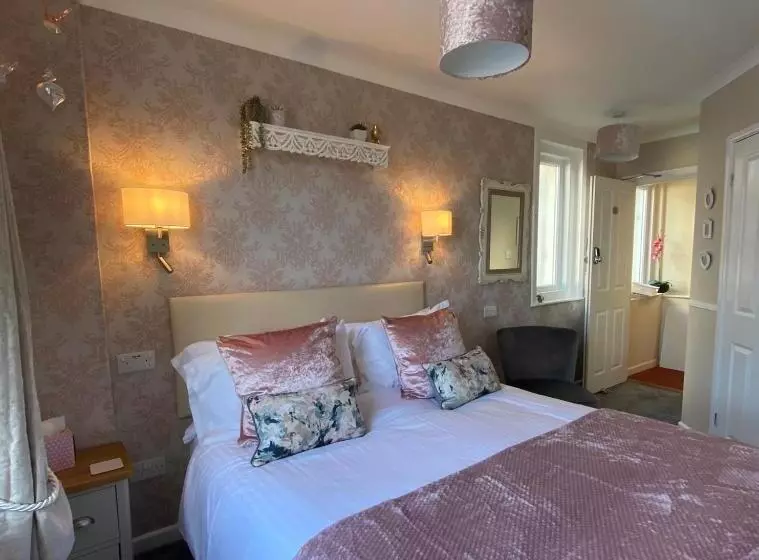 キングサイズベッドのスタンダードルーム, St John's Guest House