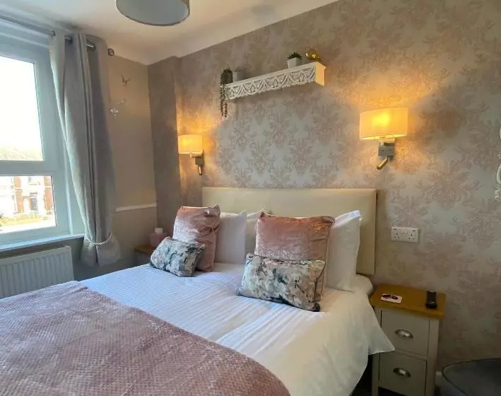 キングサイズベッドのスタンダードルーム, St John's Guest House