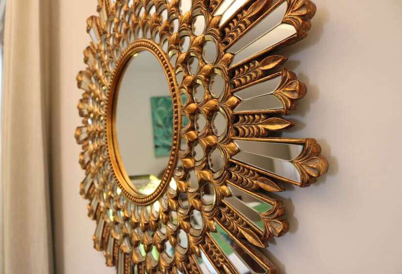 اتاق استاندارد, Sweetfield Manor