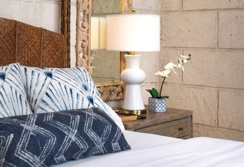 خانه 1 خوابه, Sweetfield Manor