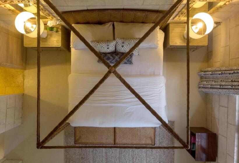 خانه 1 خوابه, Sweetfield Manor