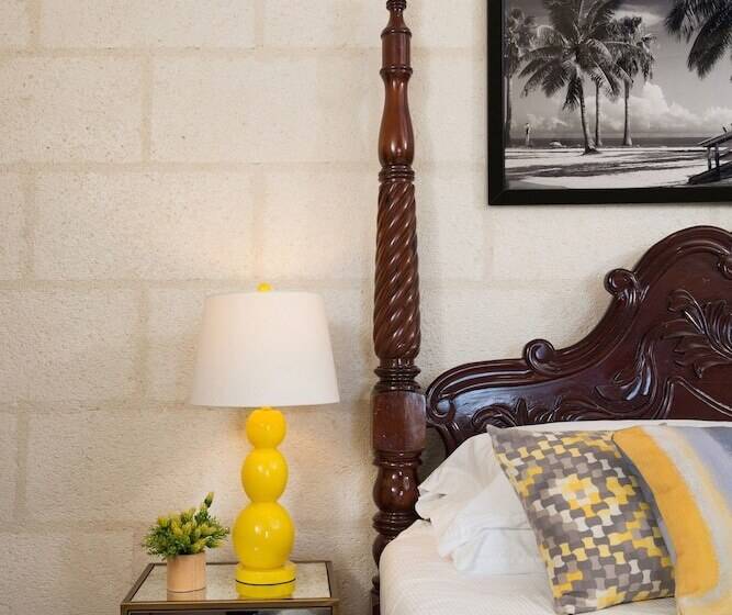 اتاق استاندارد, Sweetfield Manor