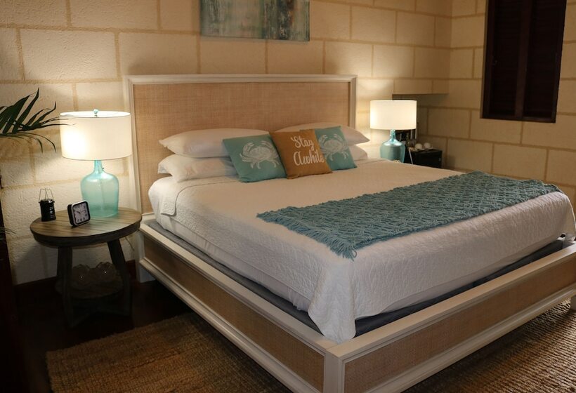 اتاق استاندارد, Sweetfield Manor