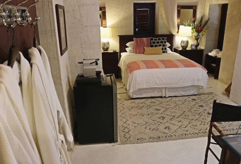 اتاق استاندارد, Sweetfield Manor