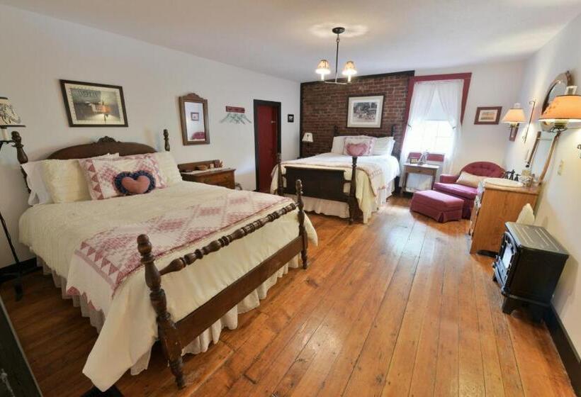 Четырехместный Номер Стандарт, The Pines Of Dresden B&b