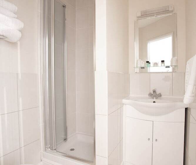 スタンダードルーム, Trelawney Hotel   Guest House
