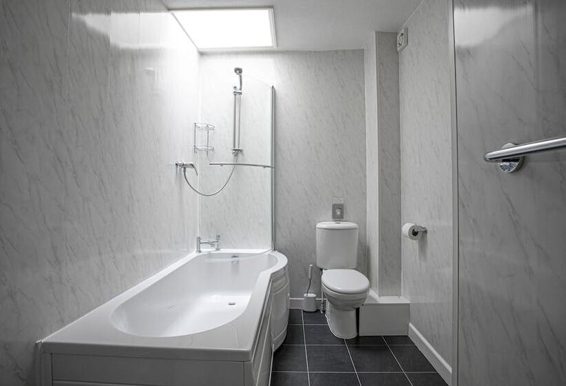 غرفة عائلية, Trelawney Hotel   Guest House