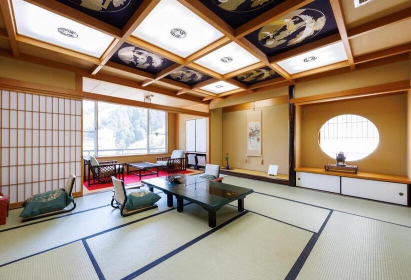 Номер Deluxe, Asanoya