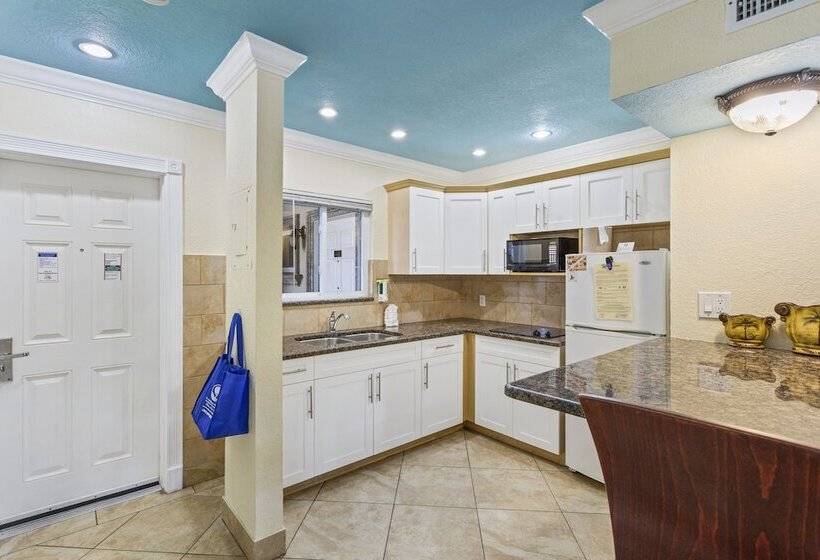 جناح, Bay Palms Waterfront Resort   Hotel And Marina