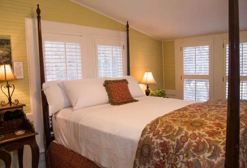 スイート, Oak Hill On Love Lane Bed And Breakfast Inn