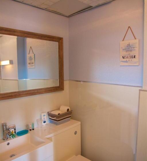 家庭间, Southville Guest House