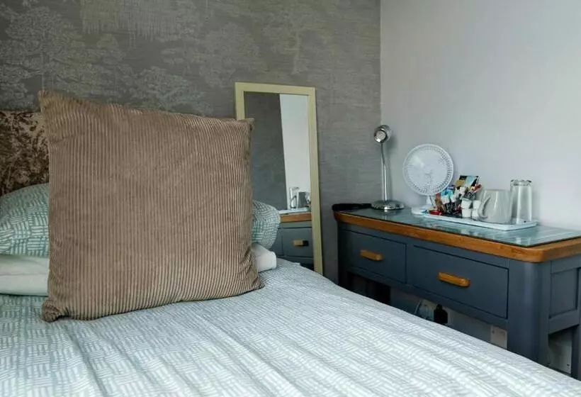 Standard Yhden Hengen Huone, Southville Guest House
