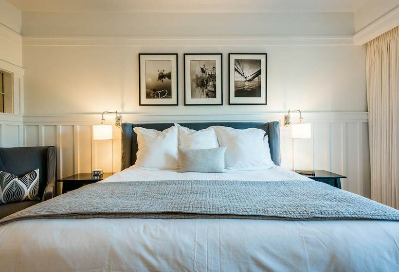 Люкс, Watersound Inn