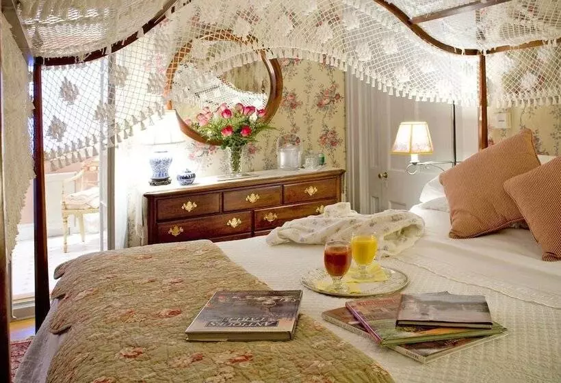 スイート, The Stockbridge Country Inn Closest B&b To Norman Rockwell Museum And Chesterwood