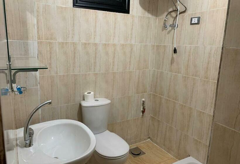 اتاق استاندارد, Royal