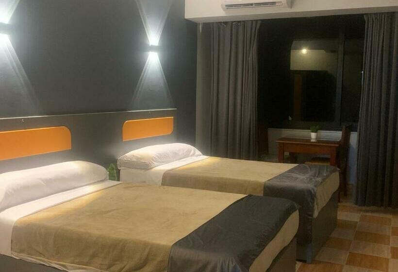 اتاق لوکس, Royal