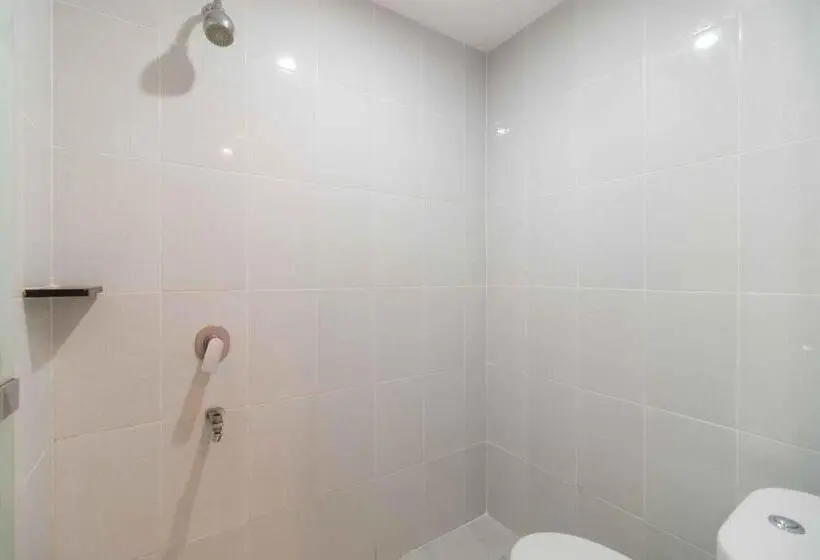 Standard-huone, Reddoorz @ Jalan Arifin Ahmad Pekanbaru