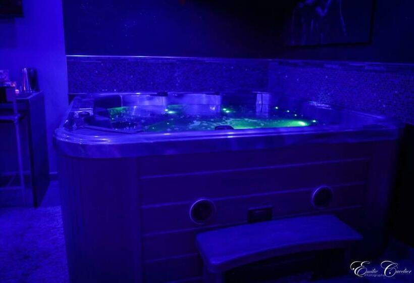 Номер Стандарт с Гидромассажем, Dydy S Love