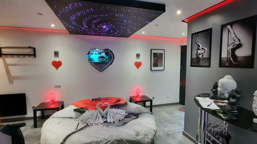 Номер Стандарт с Гидромассажем, Dydy S Love